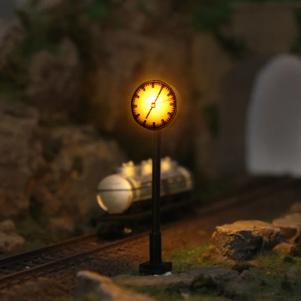 3pcs Model Railway HO Scale N Scale Lights Lit Platform Clock Lamp Train Station Layout  LQS62