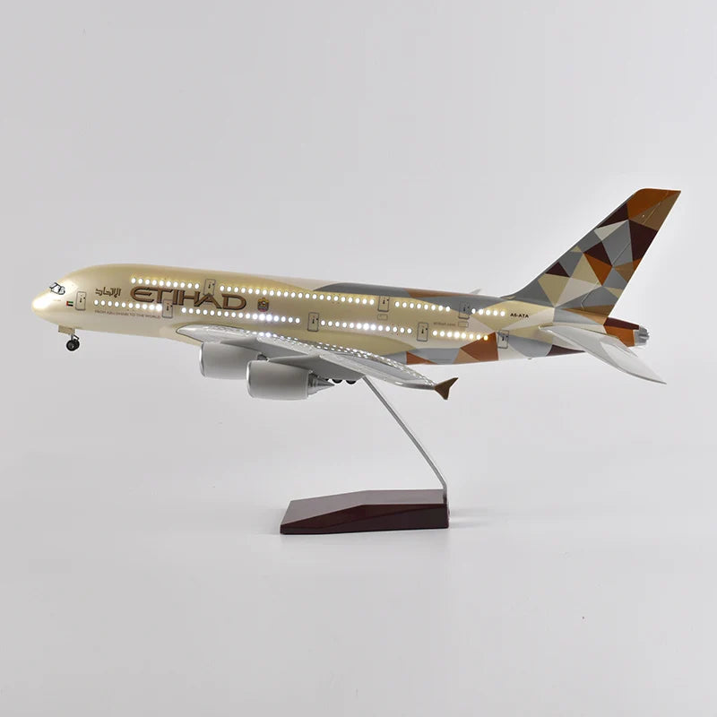 High Quality And Super Exquisite 1:160 Resin Aviation Airplane Model A380 Airbus With LED Lights And Gift Box Desktop Decoration