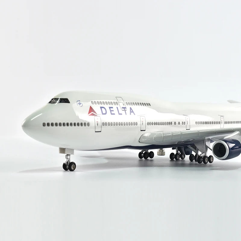 46cm Delta Boeing 747 Plane Model Airplane Model Aircraft Diecast Resin 1:160 Scale Planes With Light & Wheel