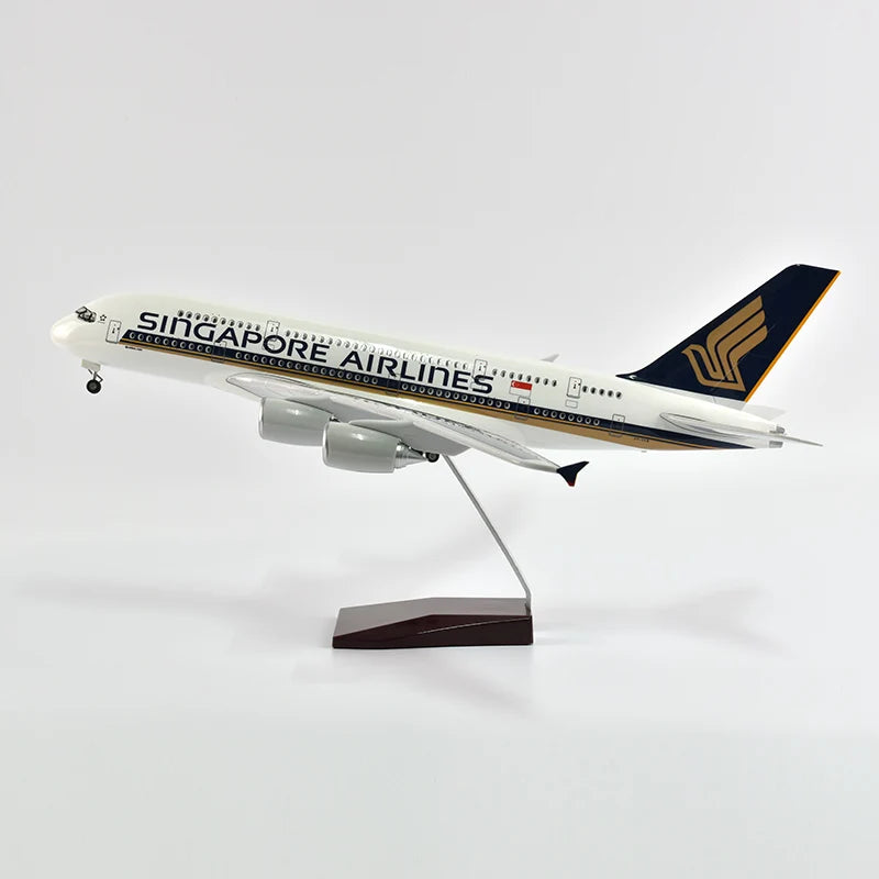 47cm Resin Diecast 1/150 Scale Singapore Airlines Airbus A350 Airplane Model Plane With LED Light & Wheel Aircraft