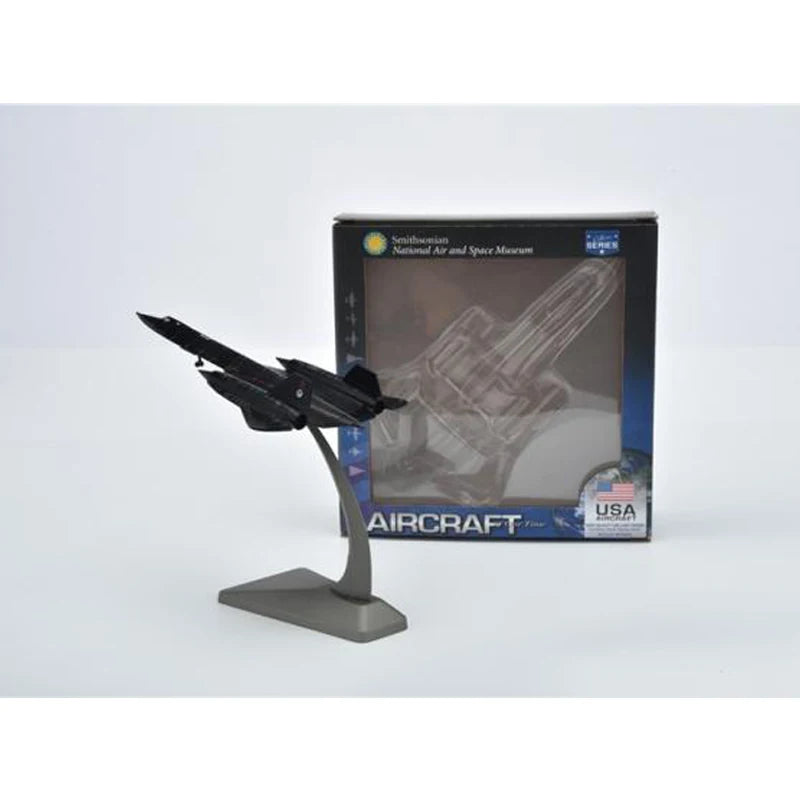 Aircraft Plane model US Air Force SR-71 Blackbird reconnaissance airplane Alloy model SR71 1:200 diecast metal airplanes model