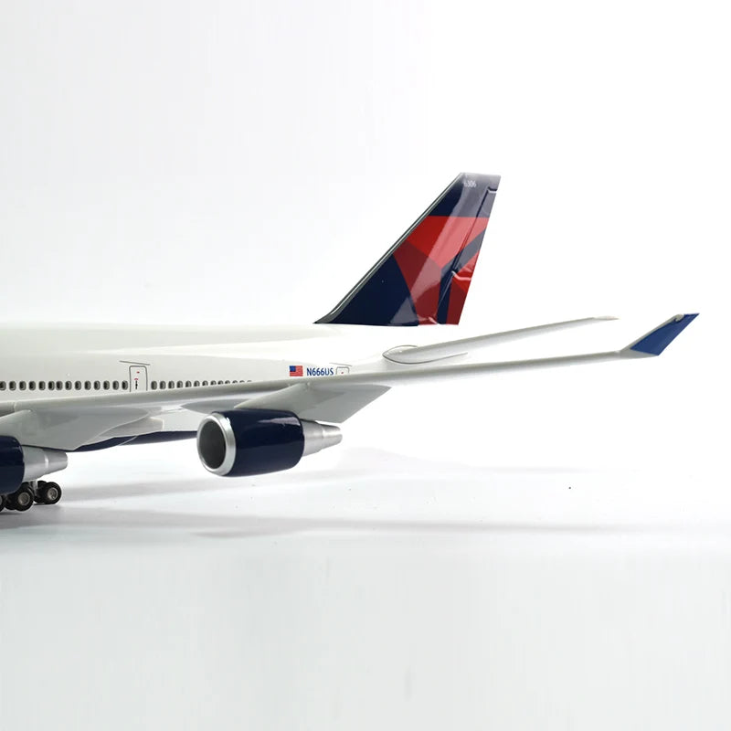 46cm Delta Boeing 747 Plane Model Airplane Model Aircraft Diecast Resin 1:160 Scale Planes With Light & Wheel