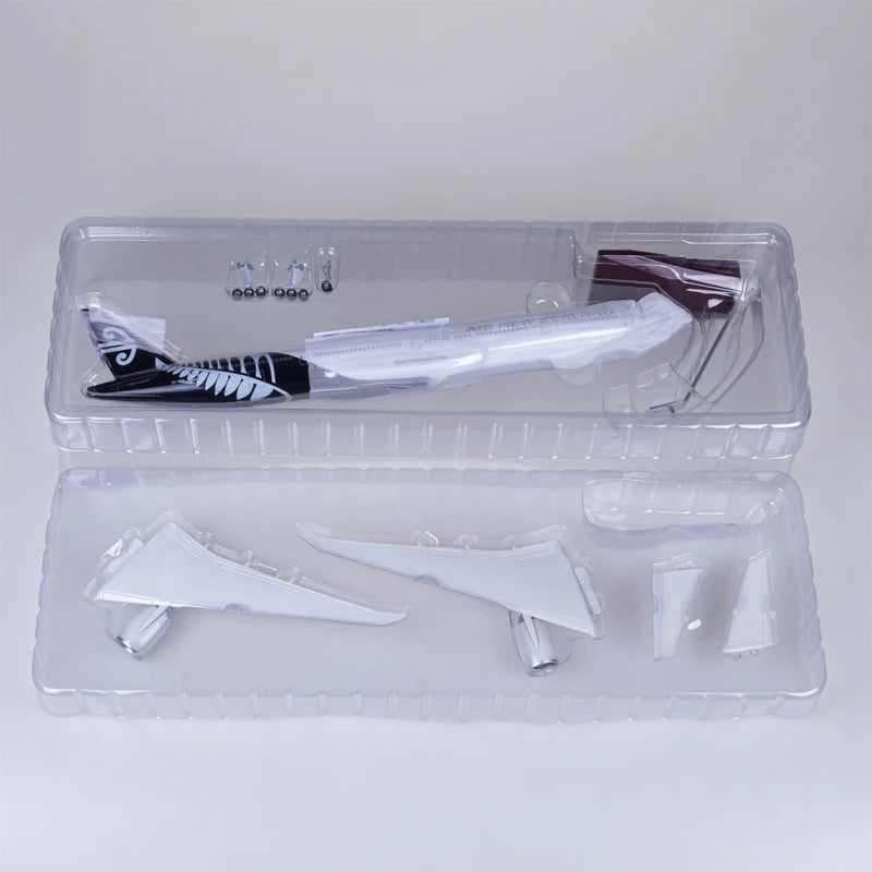 47cm 1/160 Scale Resin Diecast Air New Zealand Boeing 777 Plane Model Airplane Model Aircraft Model