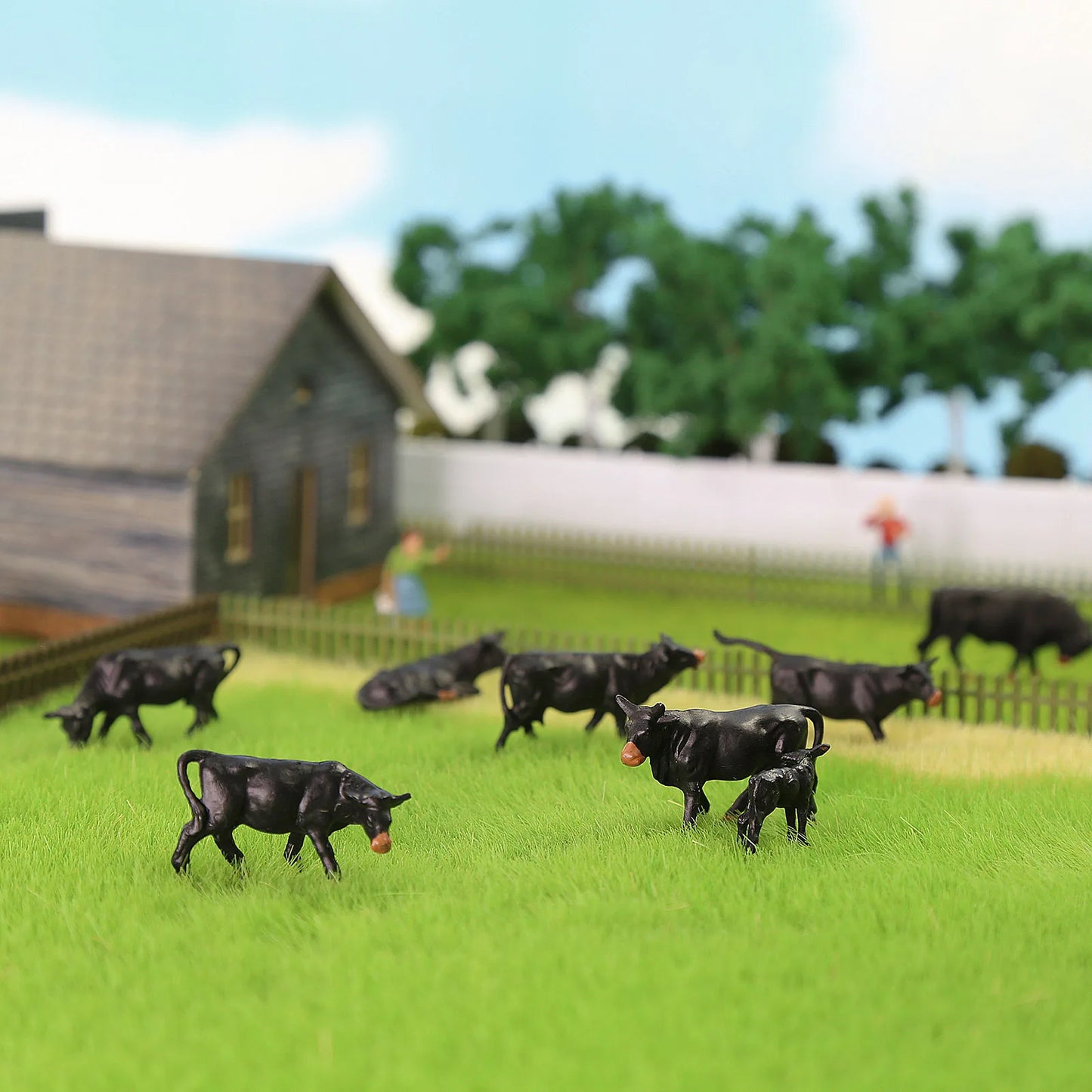 Evemodel 36pcs HO Scale 1:87 Well Painted Farm Animals Black Cows Cattle Shepherd AN8722 Model Railway Layout