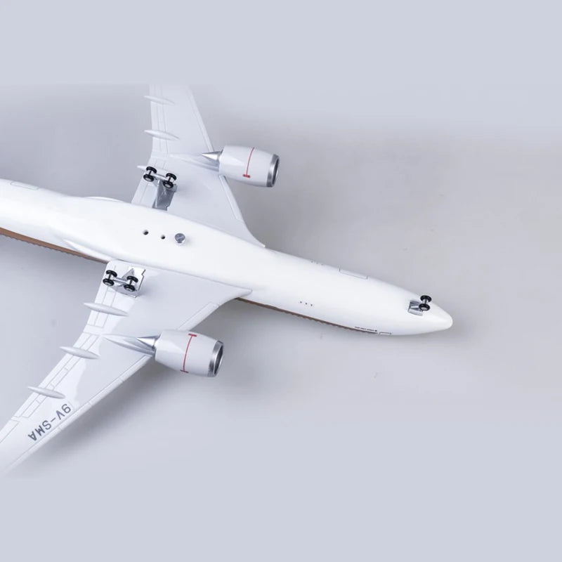 47cm Resin Diecast 1/150 Scale Singapore Airlines Airbus A350 Airplane Model Plane With LED Light & Wheel Aircraft