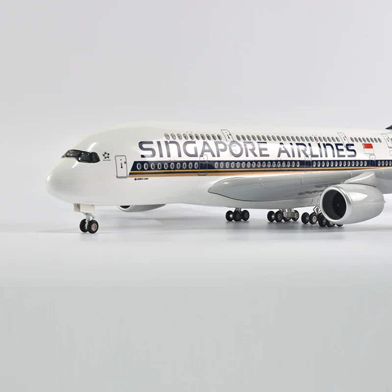 47cm Resin Diecast 1/150 Scale Singapore Airlines Airbus A350 Airplane Model Plane With LED Light & Wheel Aircraft