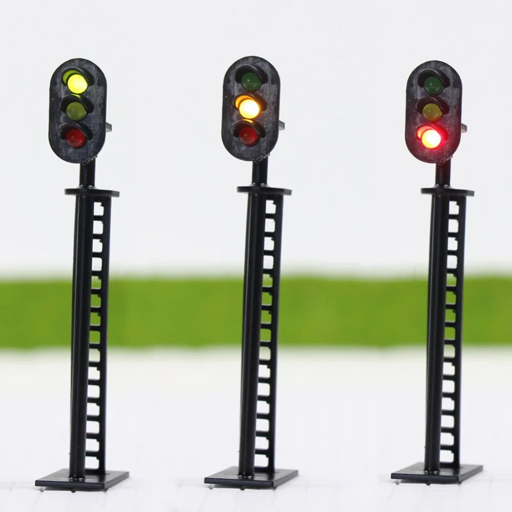 Evemodel JTD04 5pcs Model Railway HO Scale 1:87 3-Light Block Signals Green Yellow Red  6.5cm 12V