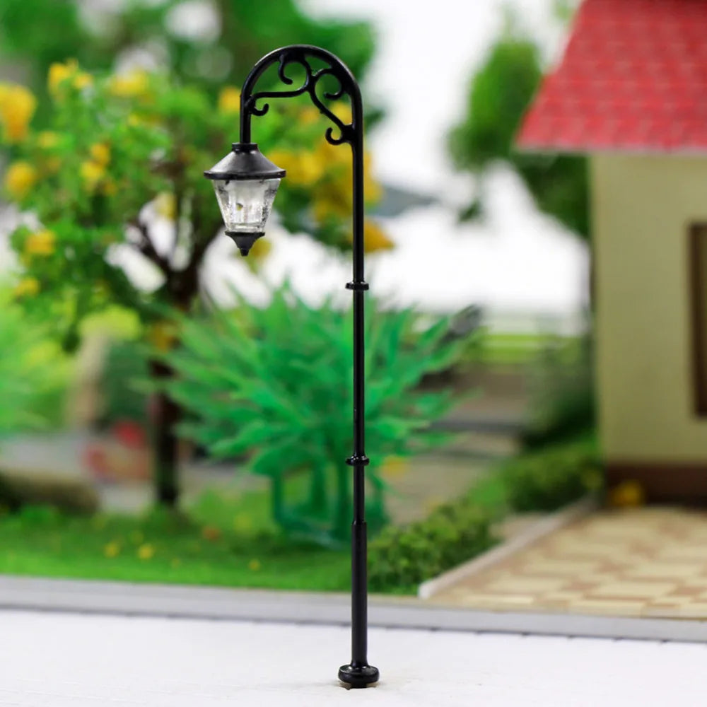 Evemodel LYM55 10pcs HO Scale 1:87 Model Railway Lamp Post Single Head Street Lights LEDs NEW Miniature Warm White