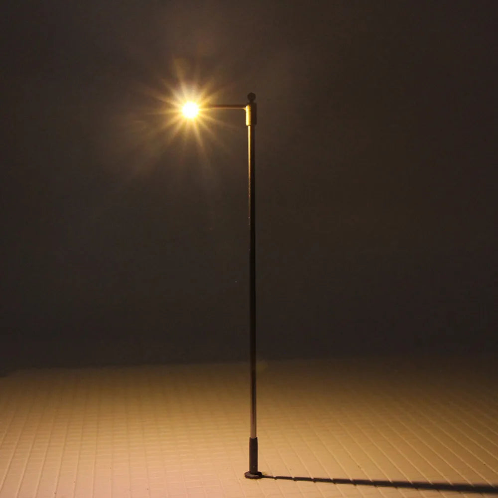 LQS09 Evemodel 10pcs HO Scale 1:87 Metal Street Lights Lamp Bright White Warm White