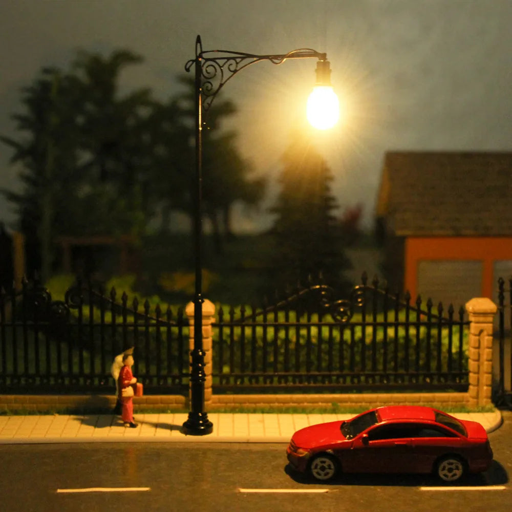 Evemodel 5pcs HO Scale Lamp Post Two-Head 10cm 1:87 Street Lights Model Railway Train LEDs LQS73HO