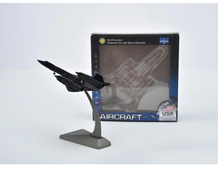 Aircraft Plane model US Air Force SR-71 Blackbird reconnaissance airplane Alloy model SR71 1:200 diecast metal airplanes model