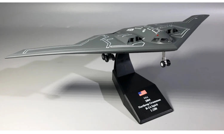 1/200 Scale B-2 Stealth and Strategic Bomber US Air Force Ghost B2 Military Aircraft Model Diecast Metal Model Plane