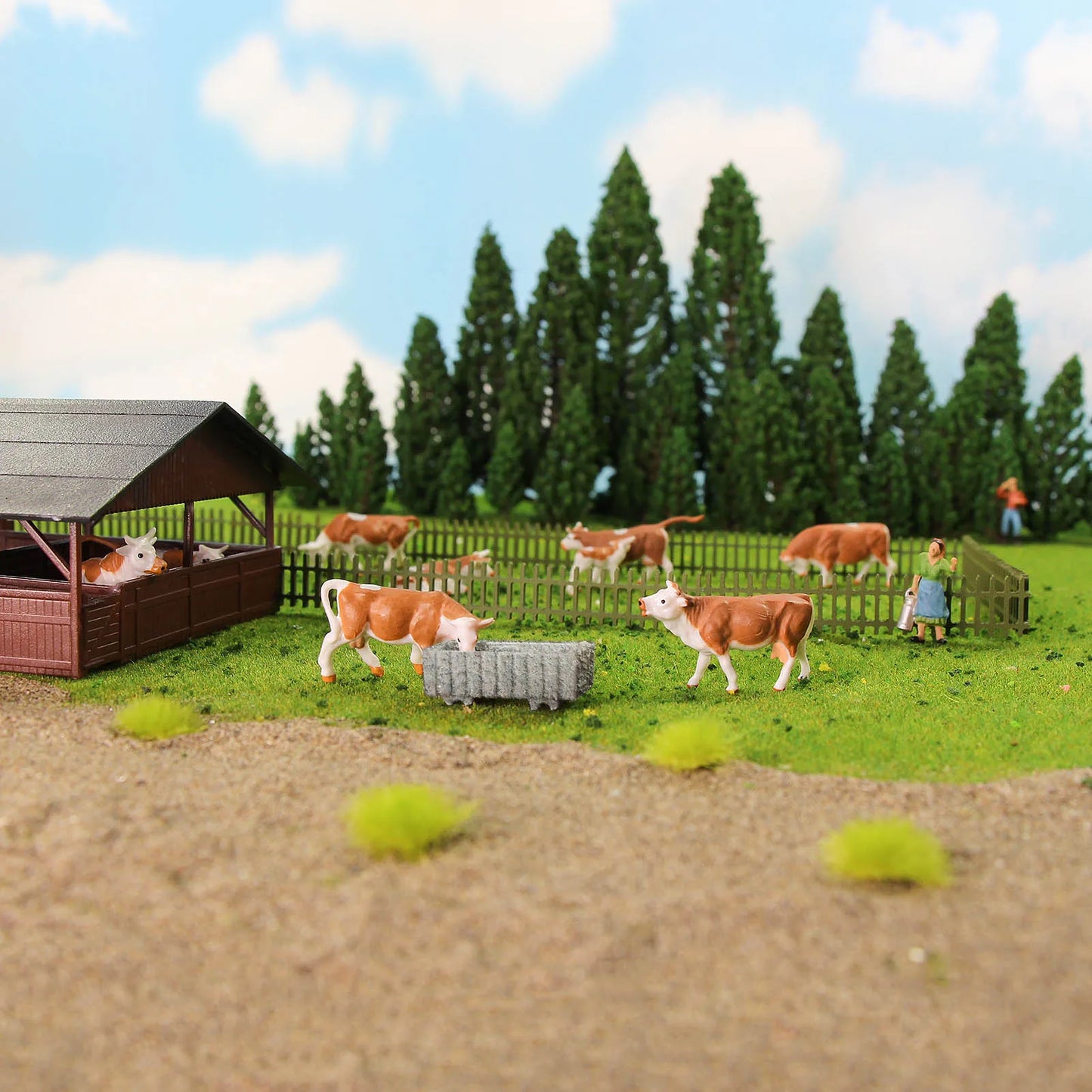 Evemodel 36pcs Model Trains HO scale 1:87 Mini Painted Model Cattle Cows with Shepherd Farm Animals AN8719