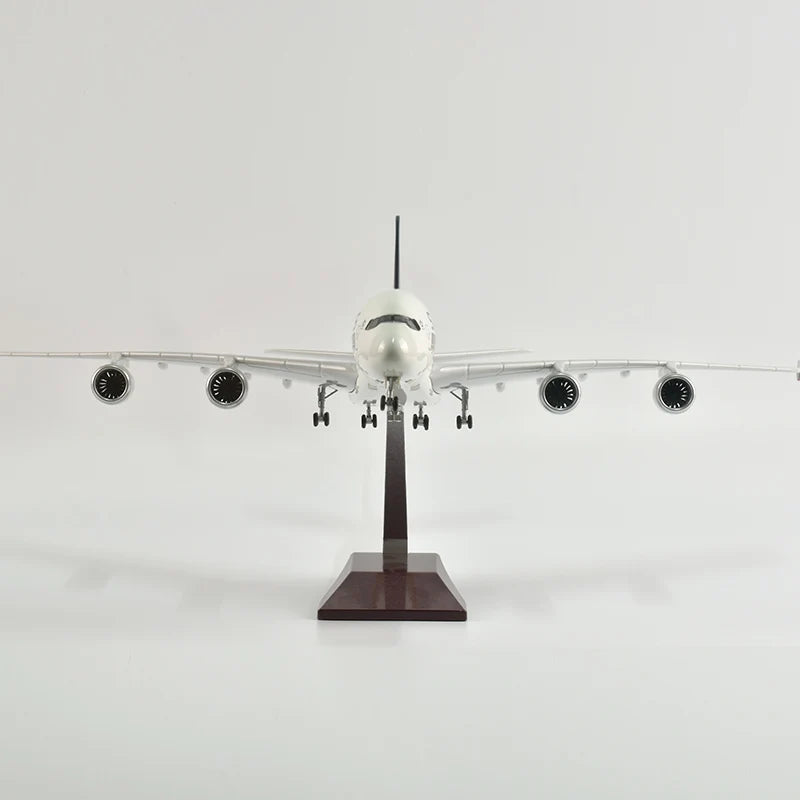 47cm Resin Diecast 1/150 Scale Singapore Airlines Airbus A350 Airplane Model Plane With LED Light & Wheel Aircraft