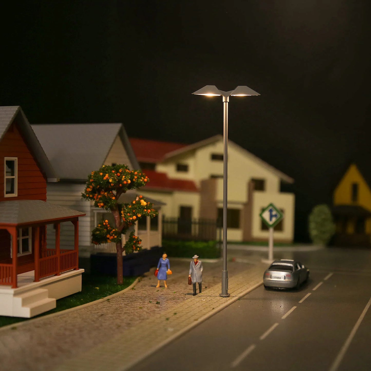 LD02HOWMGr 5pcs Model Trains HO Scale 1:87 Metal Lamp Street Lights Warm White LEDs Two-heads Evemodel