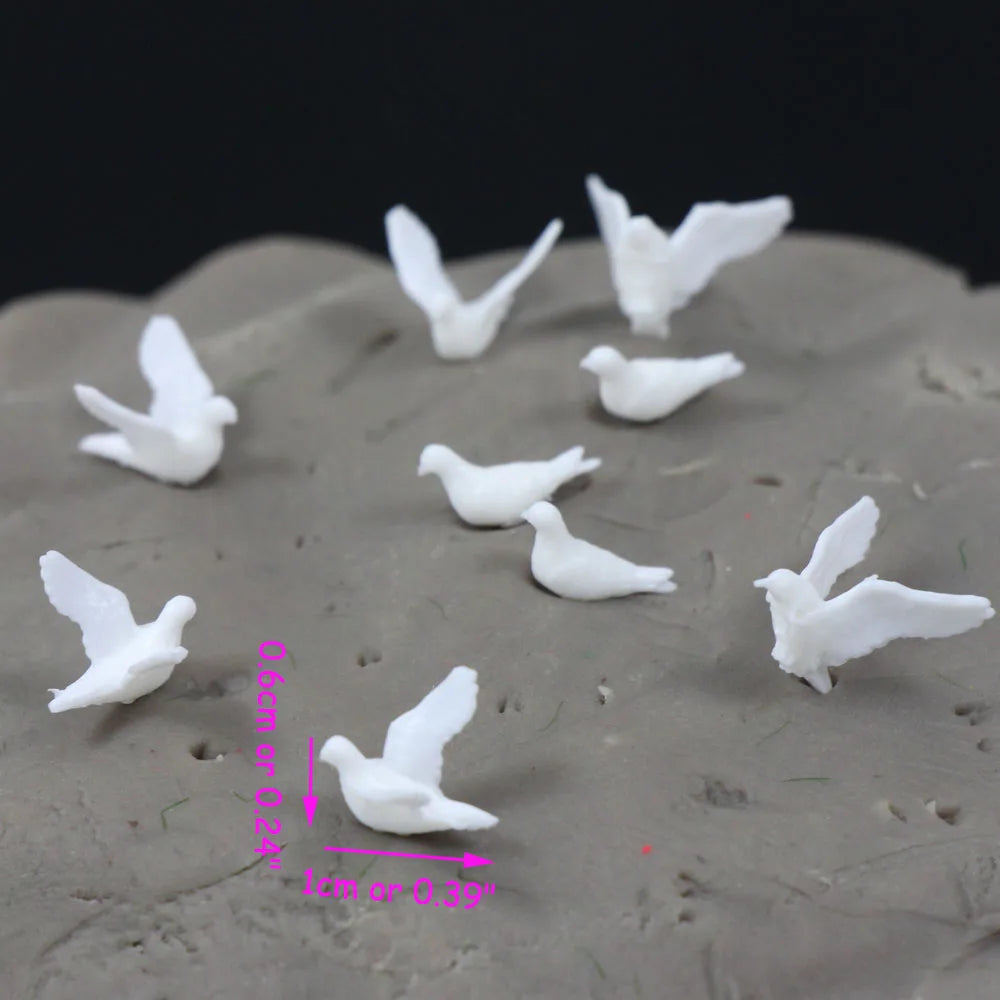 Evemodel GY26075 24pcs OO HO Scale 1:75 Plastic Small Toy Pigeon Dove Bird of Peace