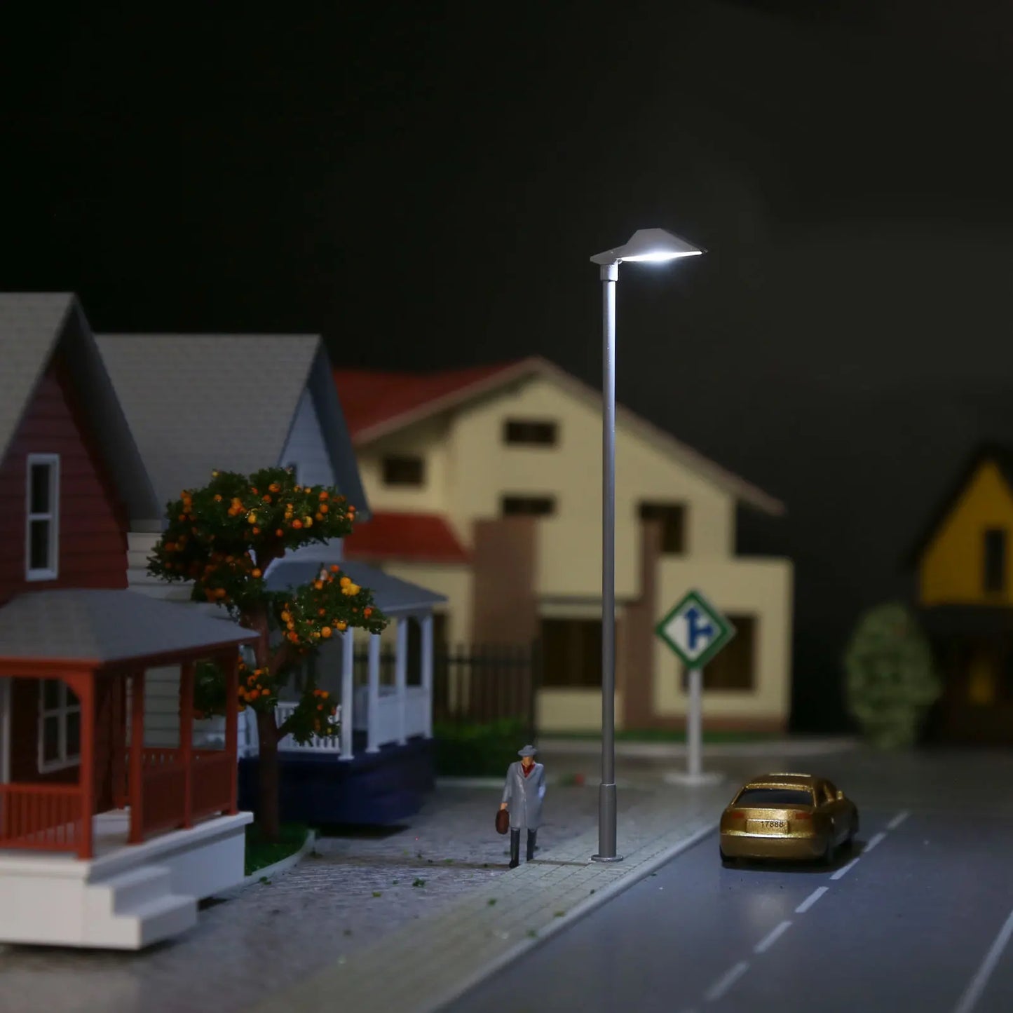 Evemodel 5pcs Model Railway HO Scale 1:87 Metal Lamp Street Light Bright LED Shade LD01HOWGr