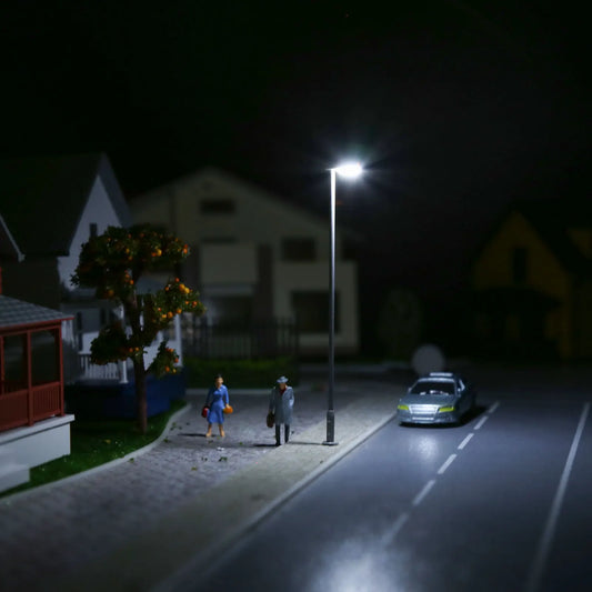 Evemodel 5pcs Model Trains HO Scale 1:87 Bright White LEDs Metal Street Light Lamps LD09HOWGr