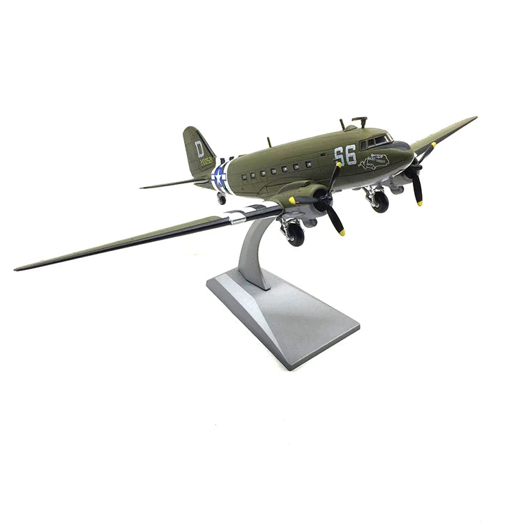 1/100 Scale Alloy Model Diecast C-47 DC3 Transport Aircraft Model