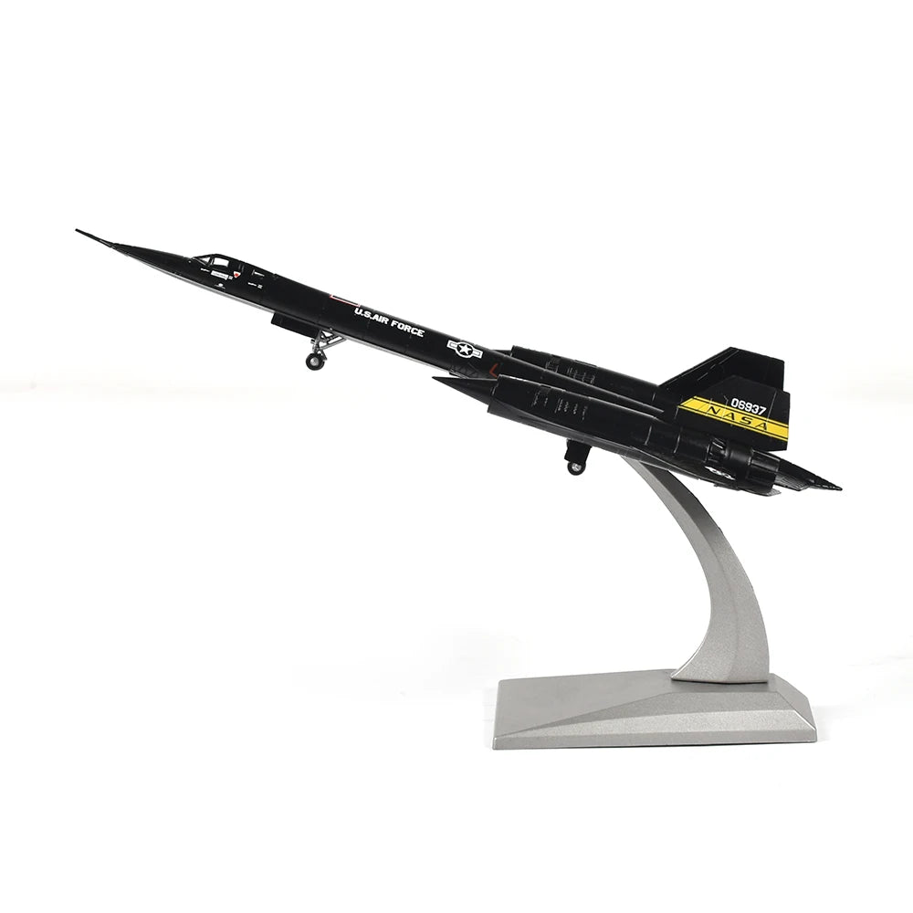 1/144 Scale Alloy Model Diecast fighter SR-71 lockheed Blackbird  Aircraft Model Plane