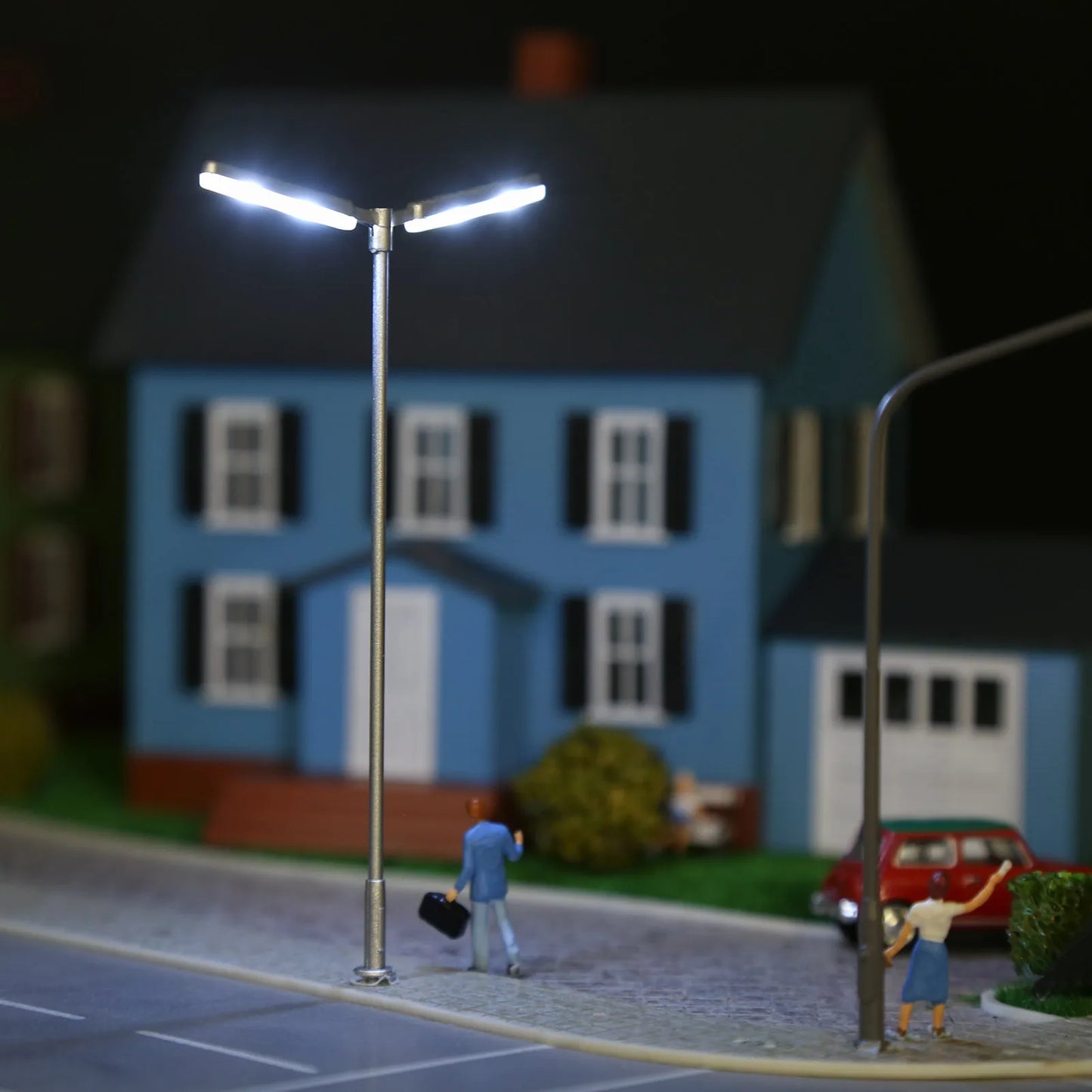 Evemodel 5pcs Model Trains HO Scale 1:87 Two-heads Silver Lamp Street Light Bright White LEDs LD06HOWSi