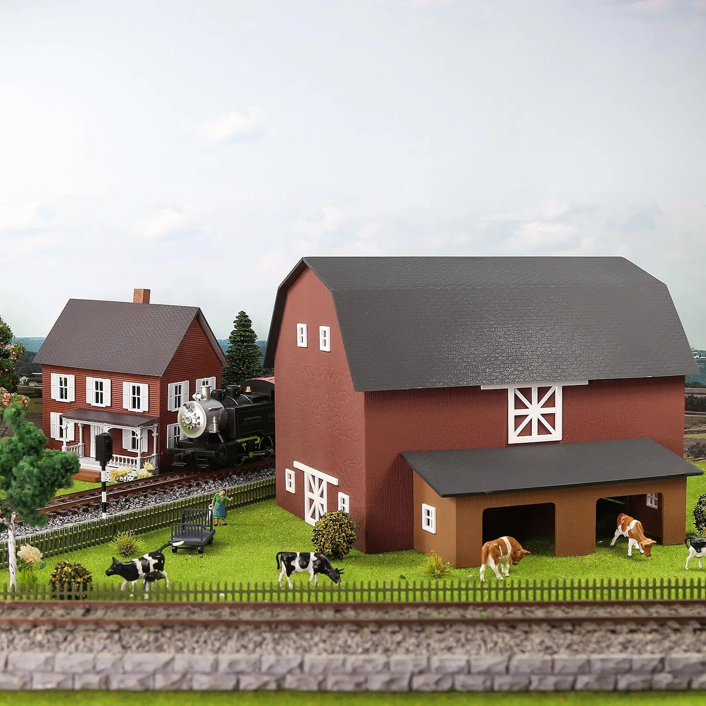 Evemodel HO Scale Model Building Two-story House Model Barn Farm Cows for Model Trains JZ8708