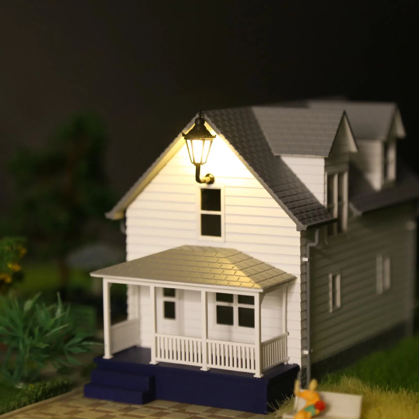 Evemodel 10pcs 1:25-1:200 Model Railway Hanging Lamps Outdoor Wall Lamps Lights N HO O G Scale LEDs