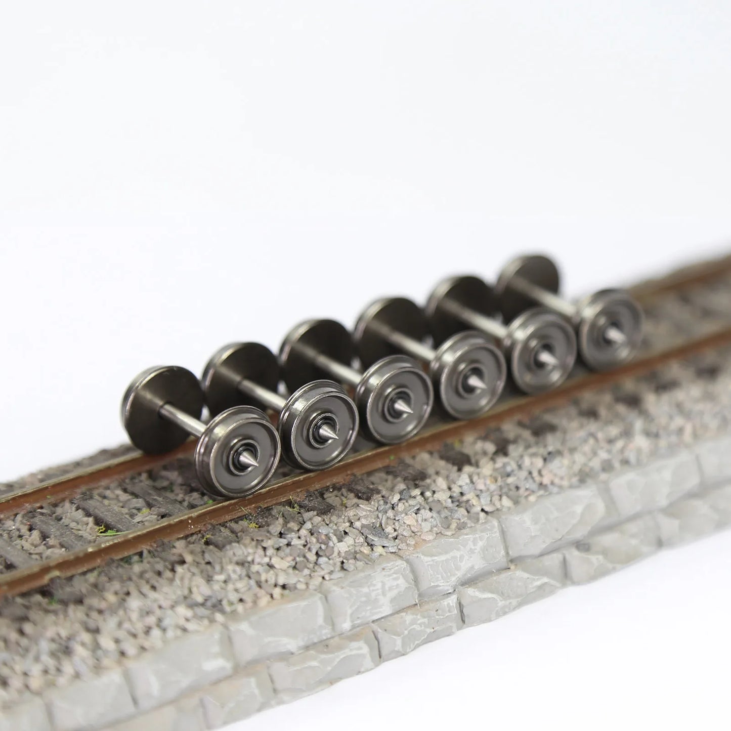 Evemodel Trains Part 12pcs HO Scale 1:87 36" Wheel sets Metal DC Wheels Metal Axles C8721