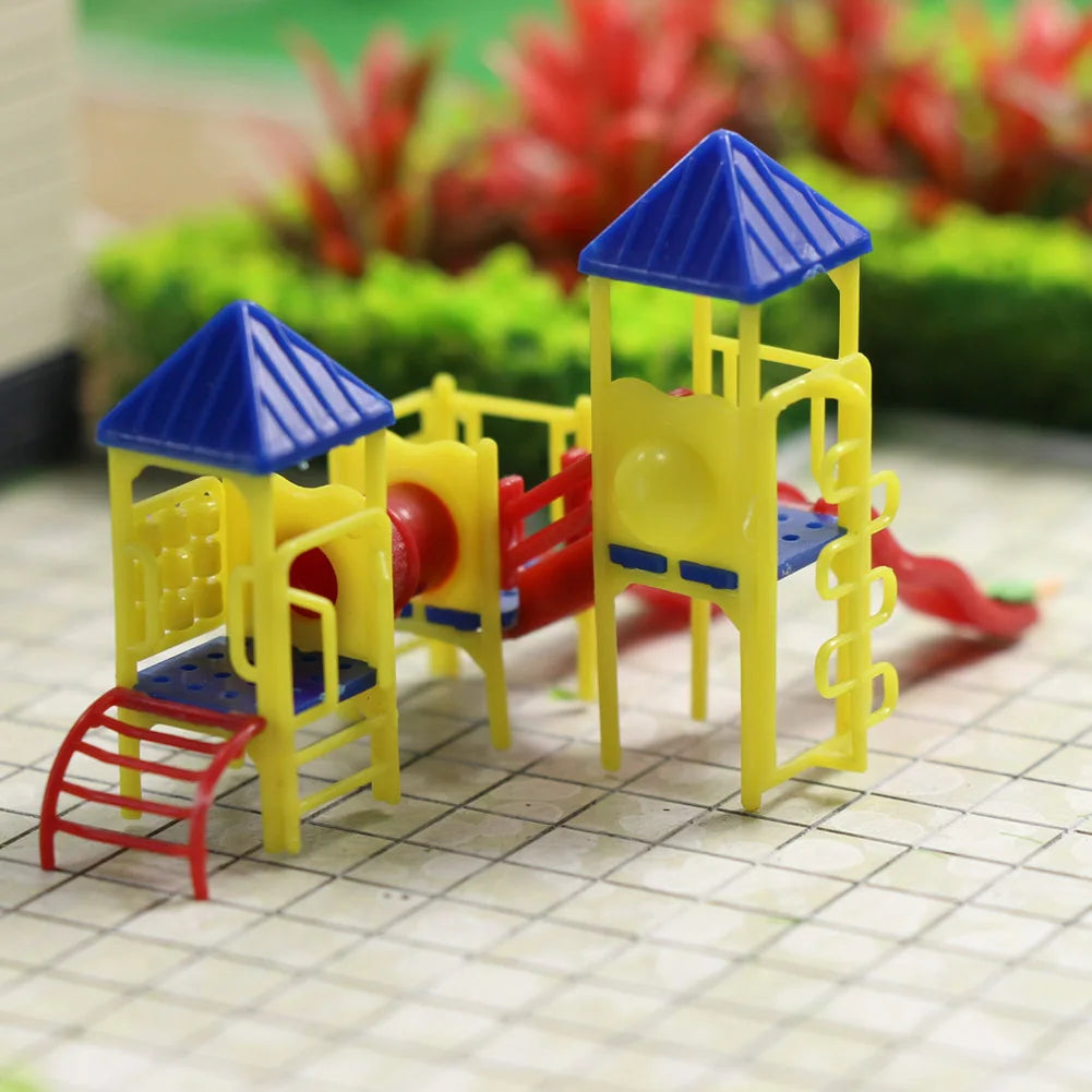 Evemodel 2 Sets Model Railway N Scale 1:150 Playground Equipment GY17150